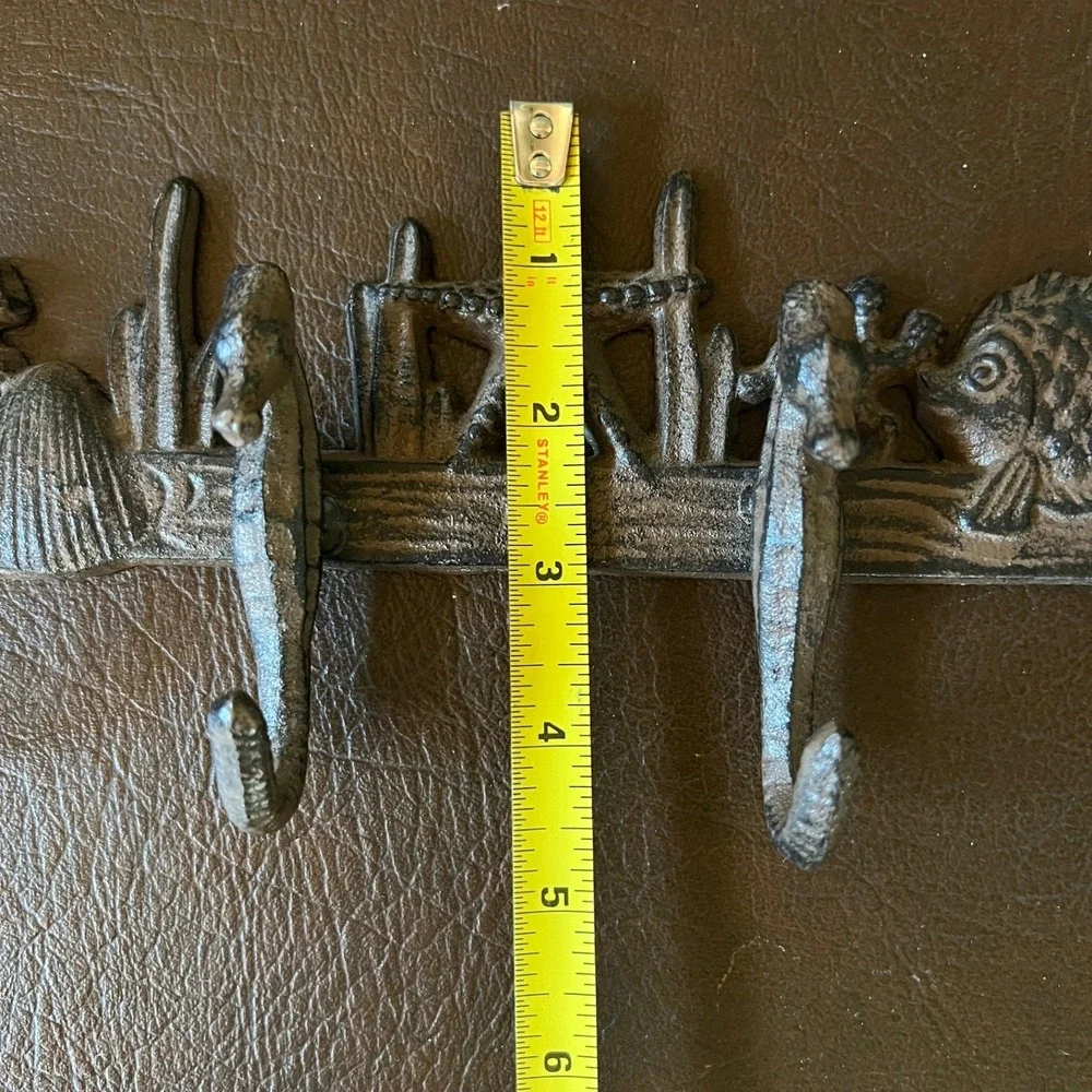 Nautical Cast Iron Wall Hook Rack Coastal Beach Shell Seahorse Starfish Decor